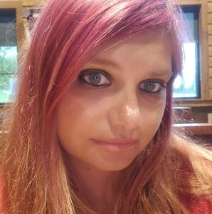 Meet your Posher, Mandy